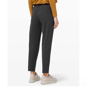 Lululemon Keep Moving High Rise 7/8 Length Pants Graphite Gray Size 6 Women’s